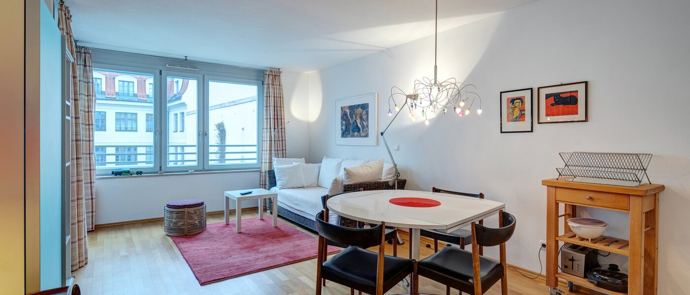 申し訳ございません。こちらの物件はすでに貸し出されました。