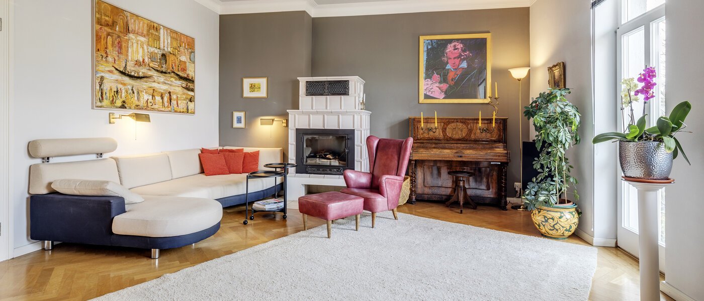 マンション München Neuhausen 01 リビングルーム 3428