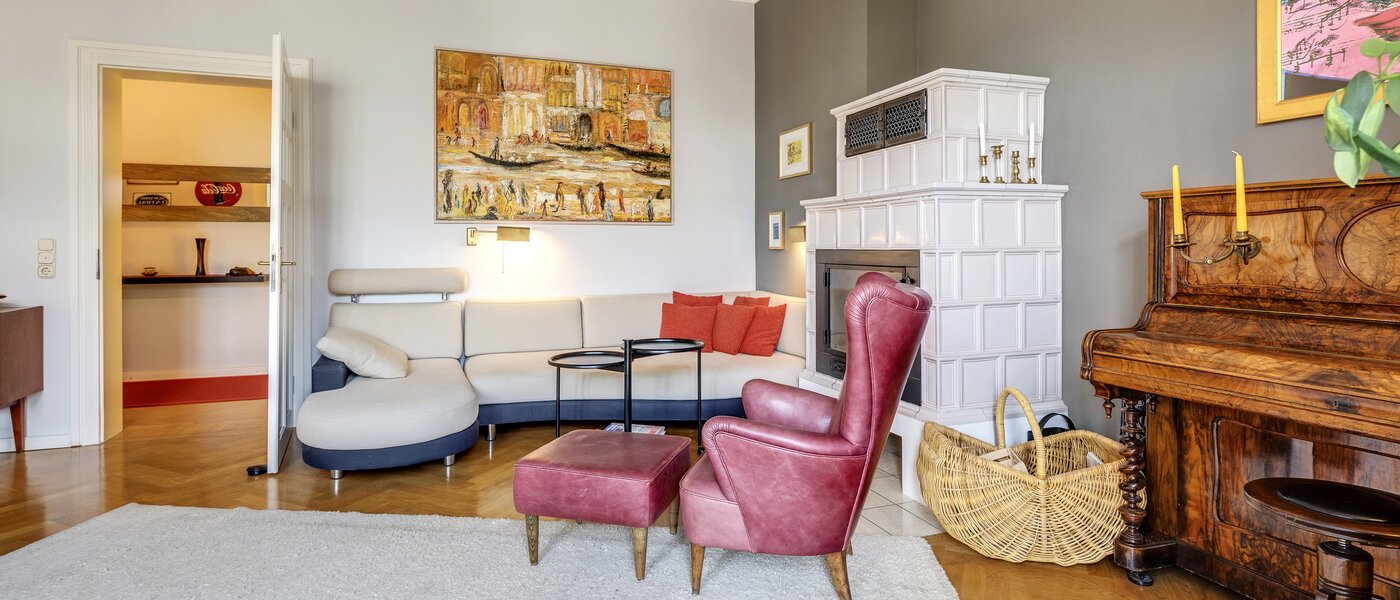 マンション München Neuhausen 06 リビングルーム 3428