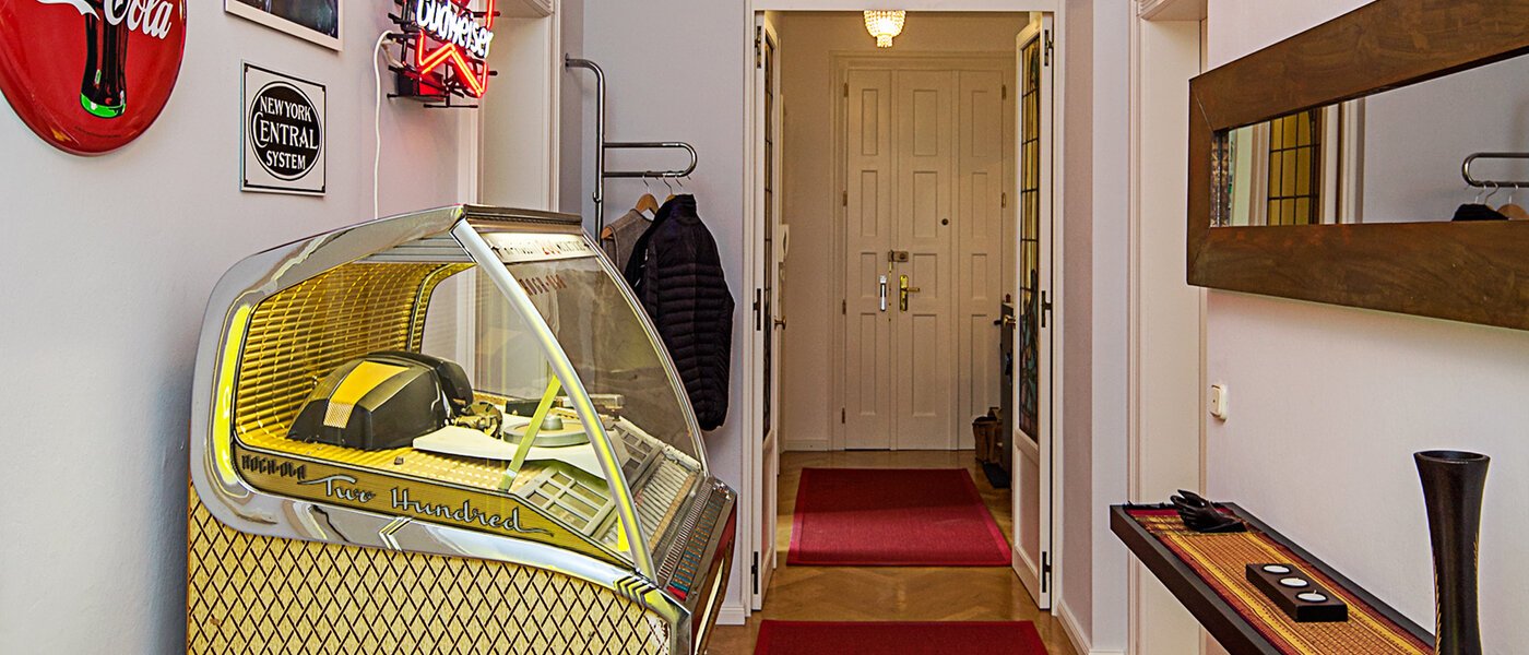 マンション München Neuhausen 01 玄関入り口 3428