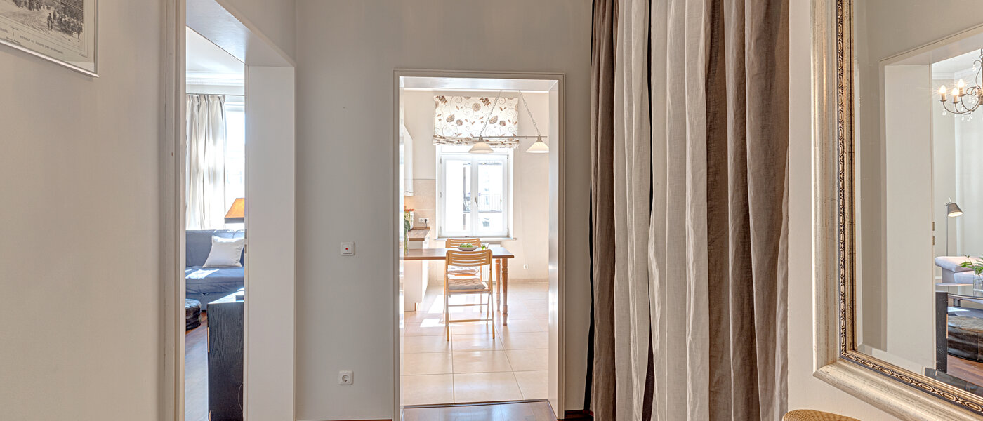 マンション München Maxvorstadt - Universitätsviertel 01 玄関入り口 3592