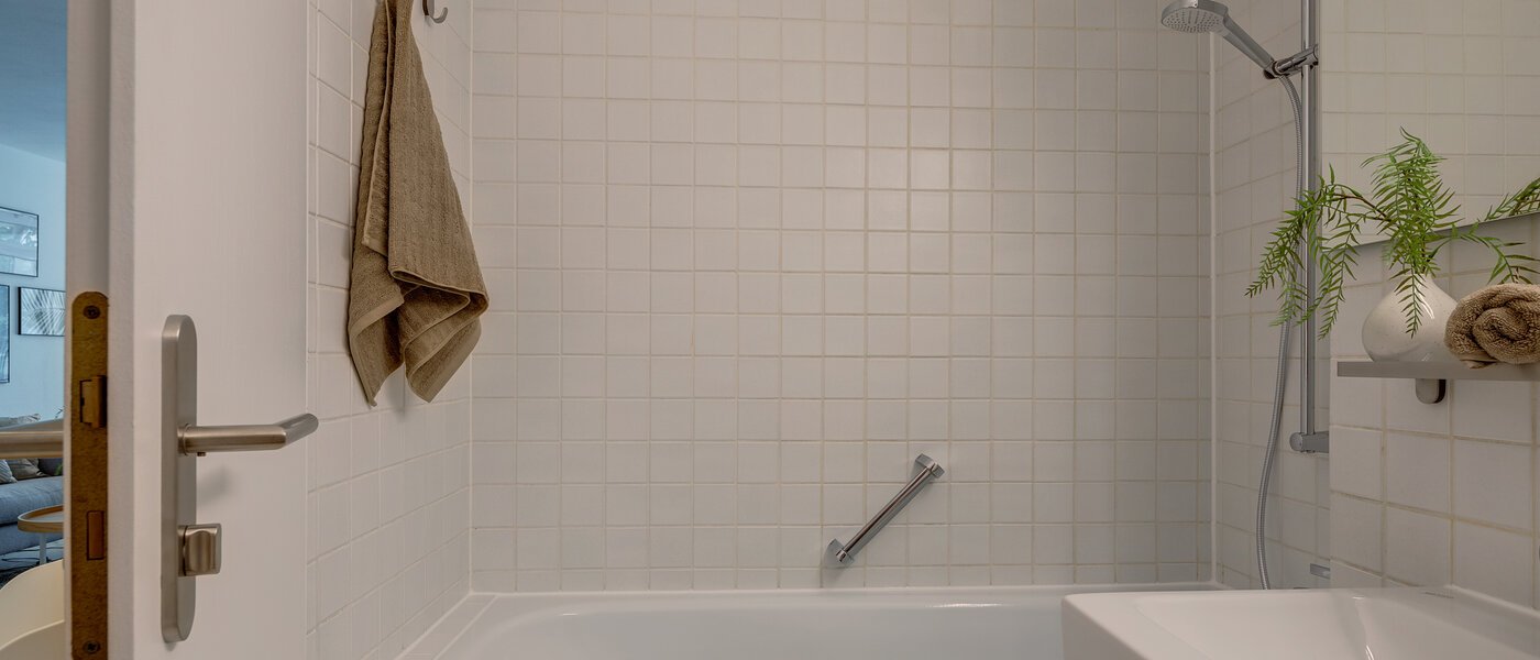 マンション München Schwabing (rechts der Leopoldstraße) 02 浴室 361