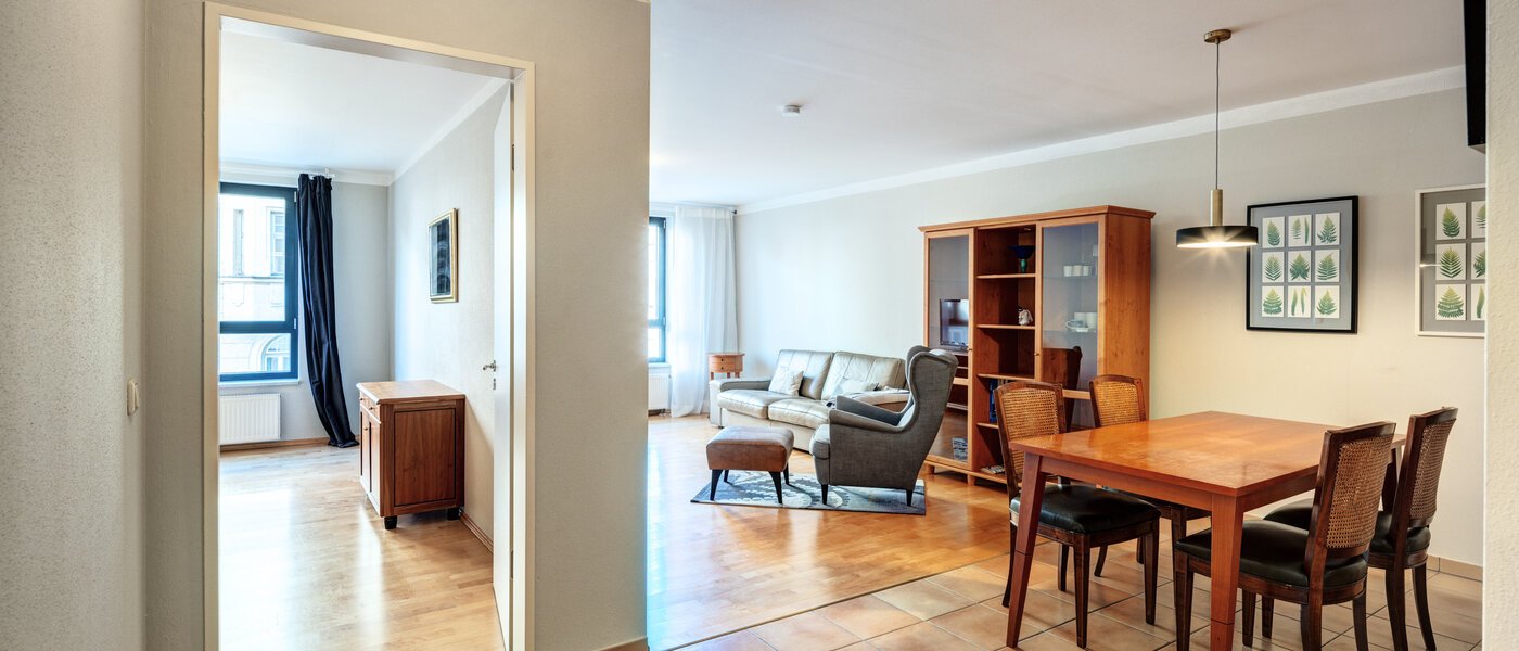 マンション München Maxvorstadt - Museumsviertel 04 玄関入り口 3668