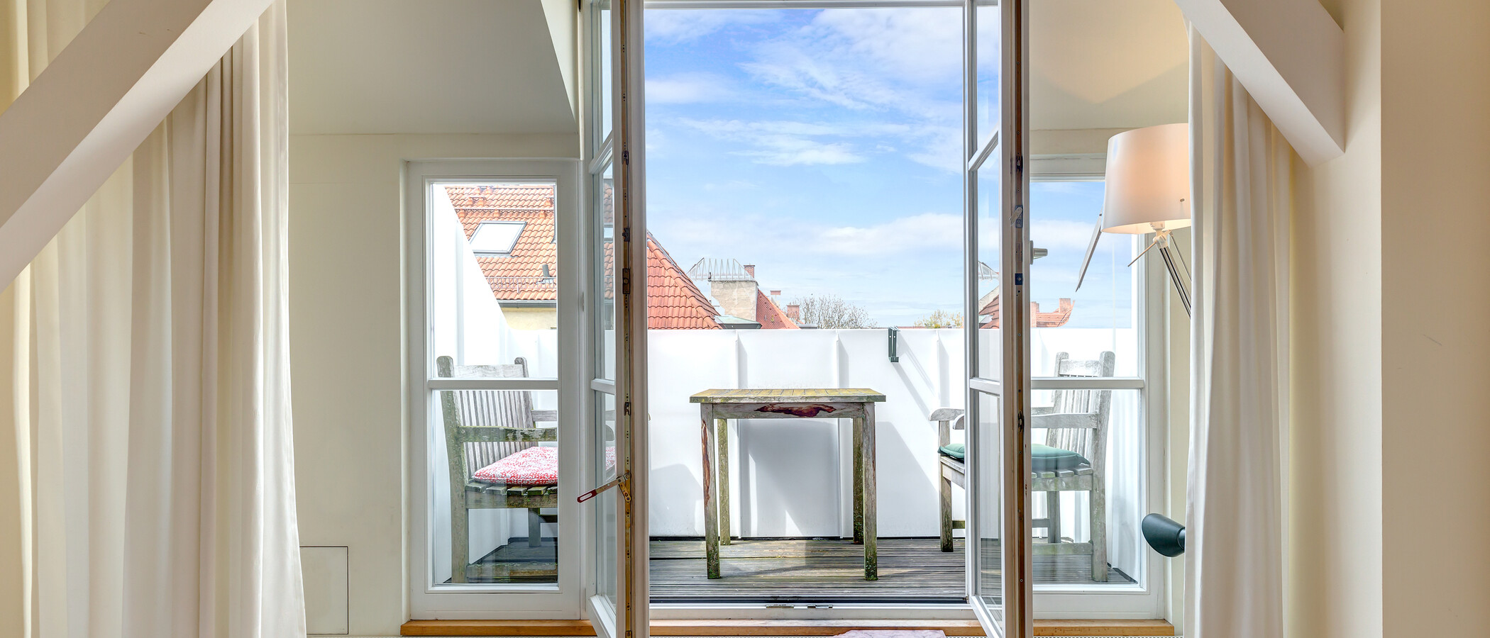 複層住宅 München Schwabing (links der Leopoldstraße) 03 リビングルーム 3679