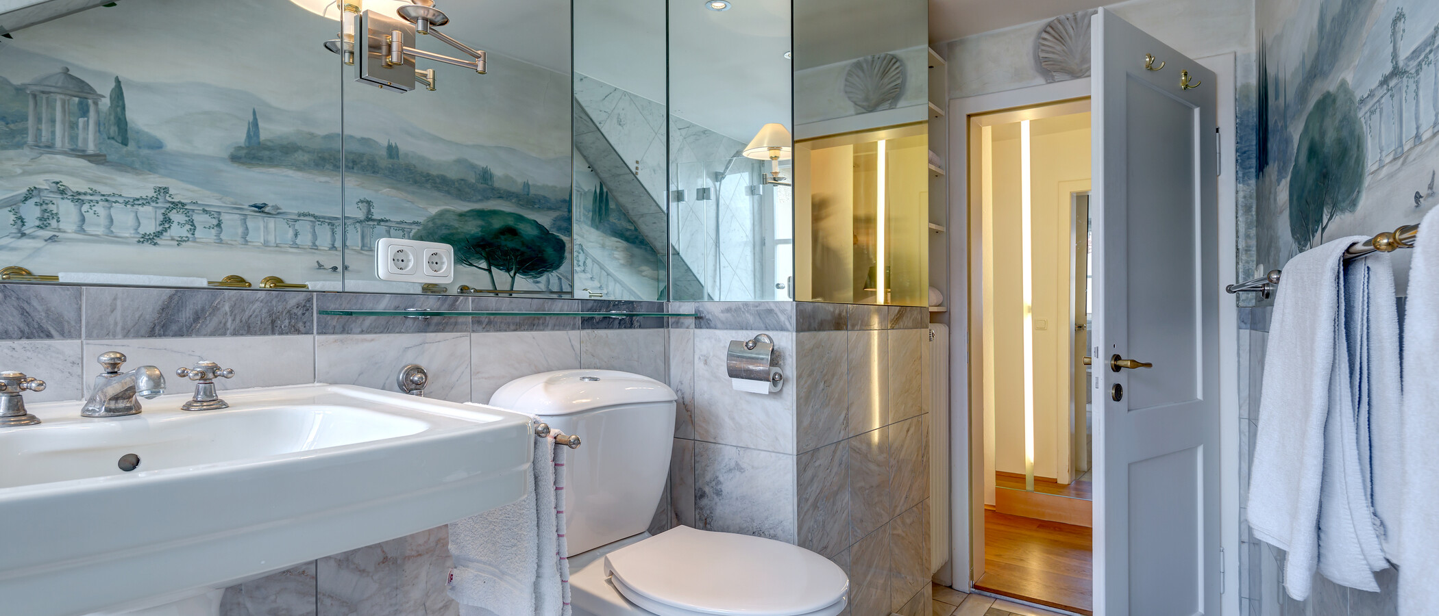 複層住宅 München Schwabing (links der Leopoldstraße) 03 浴室 3679
