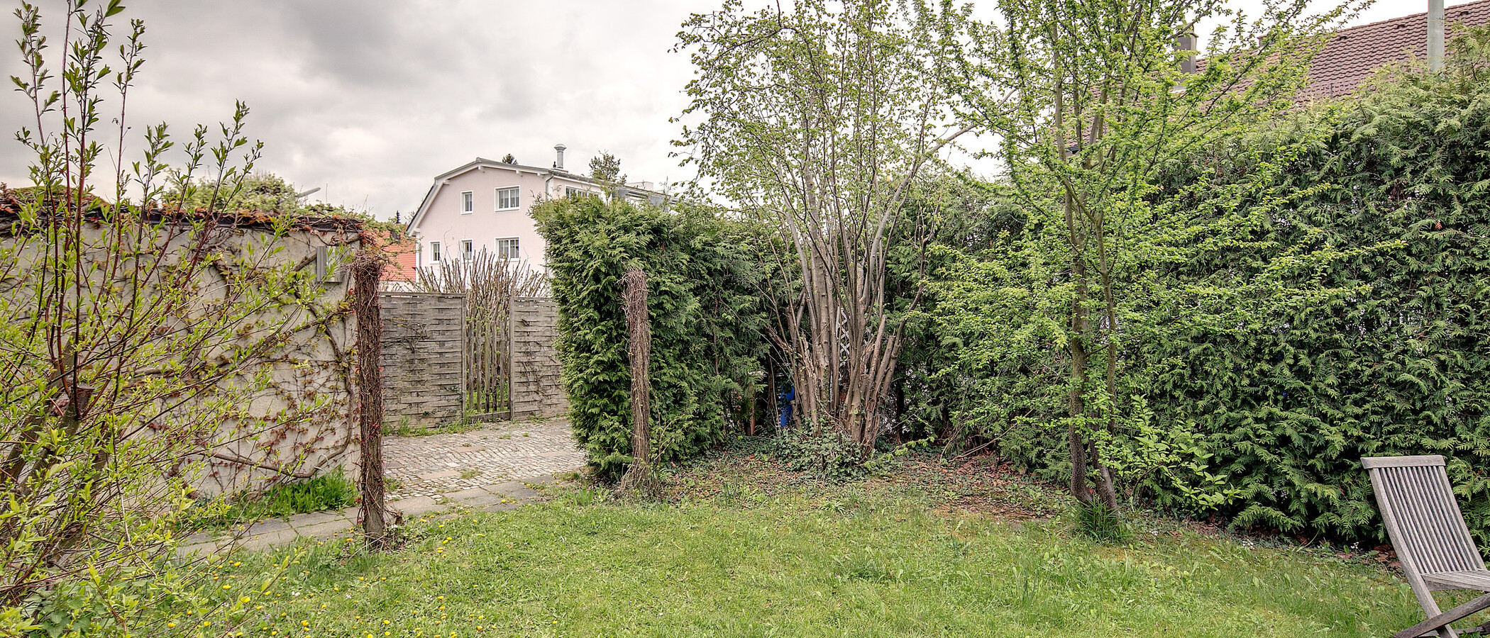 家屋 München Kleinhadern 04 庭 3822