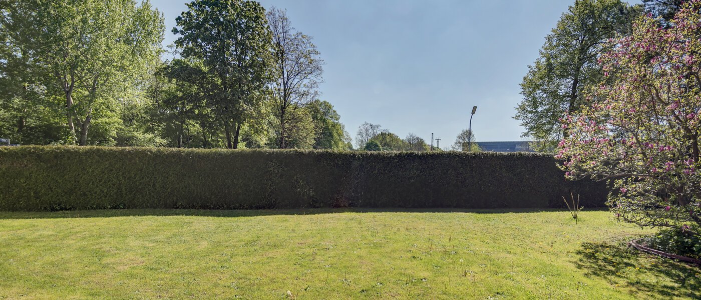 マンション München Moosach 02 庭 402