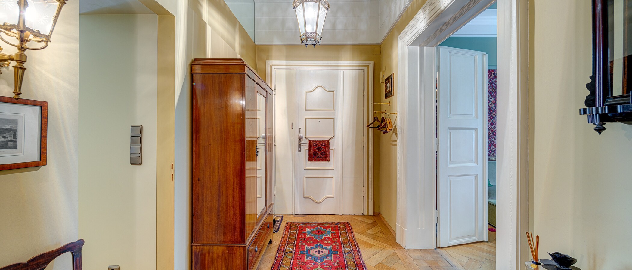 マンション München Lehel 01 玄関入り口 4093