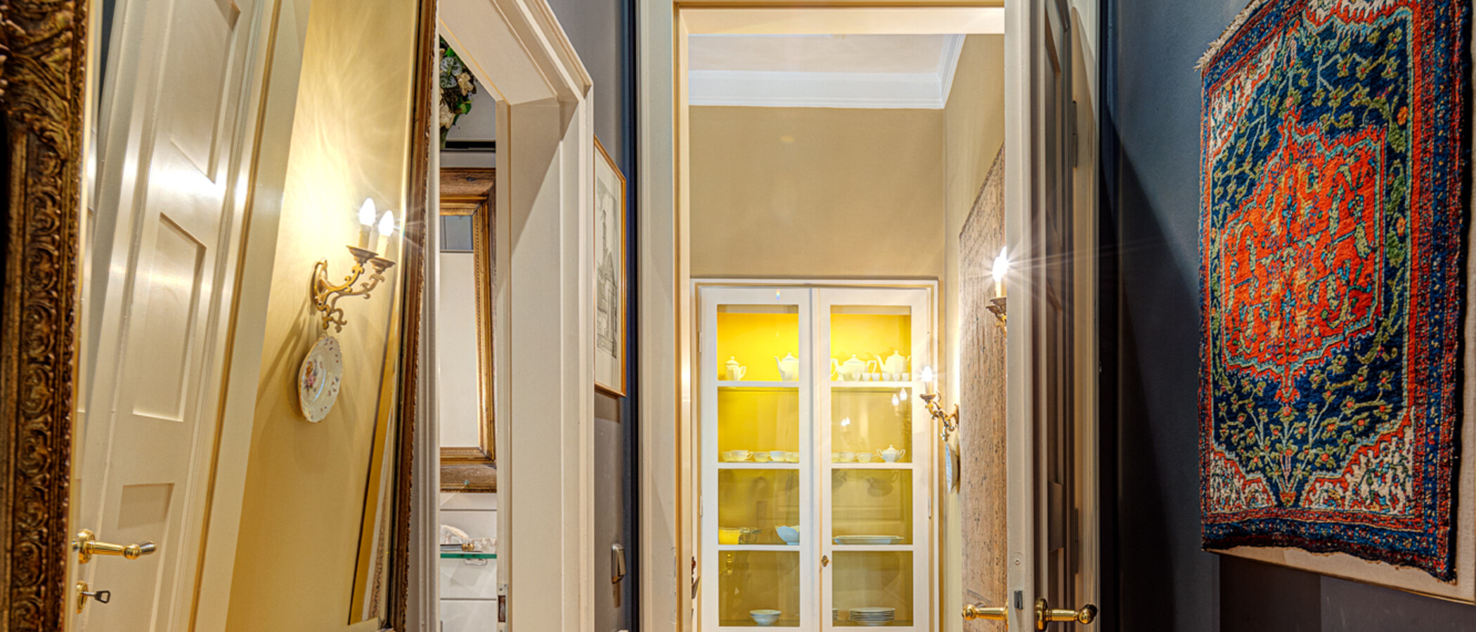 マンション München Lehel 05 玄関入り口 4093