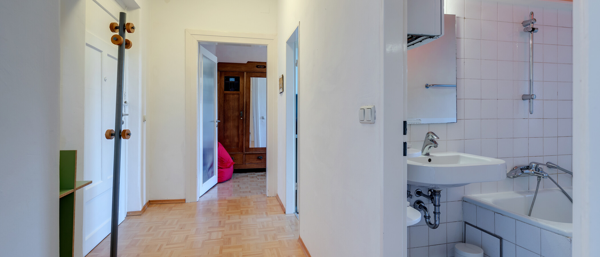 マンション München Schwabing-West (rund um den Hohenzollernplatz) 02 玄関入り口 4172