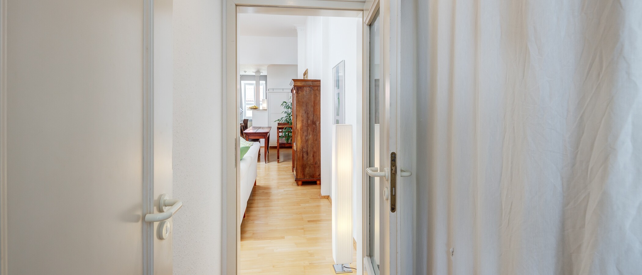 マンション München Schwanthalerhöhe 04 玄関入り口 4210