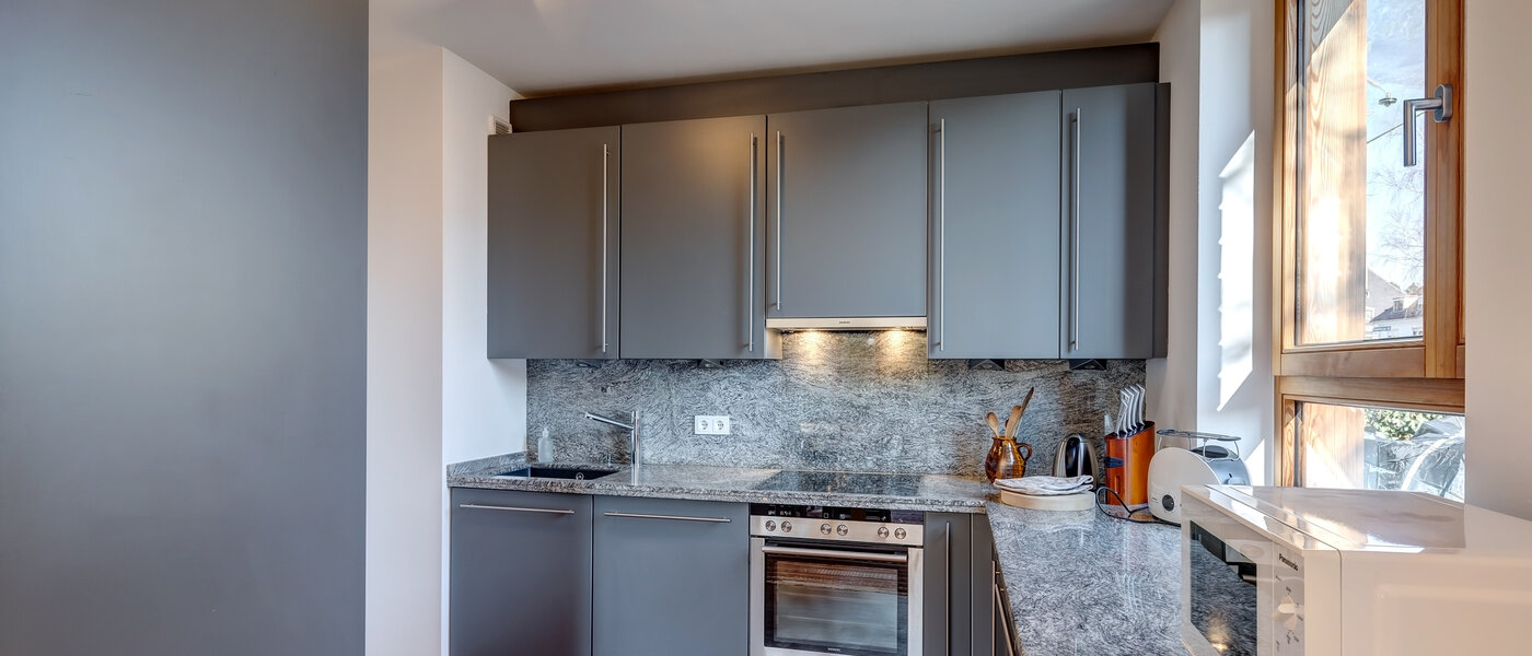 庭付き住宅 München Harlaching 01 キッチン 4247