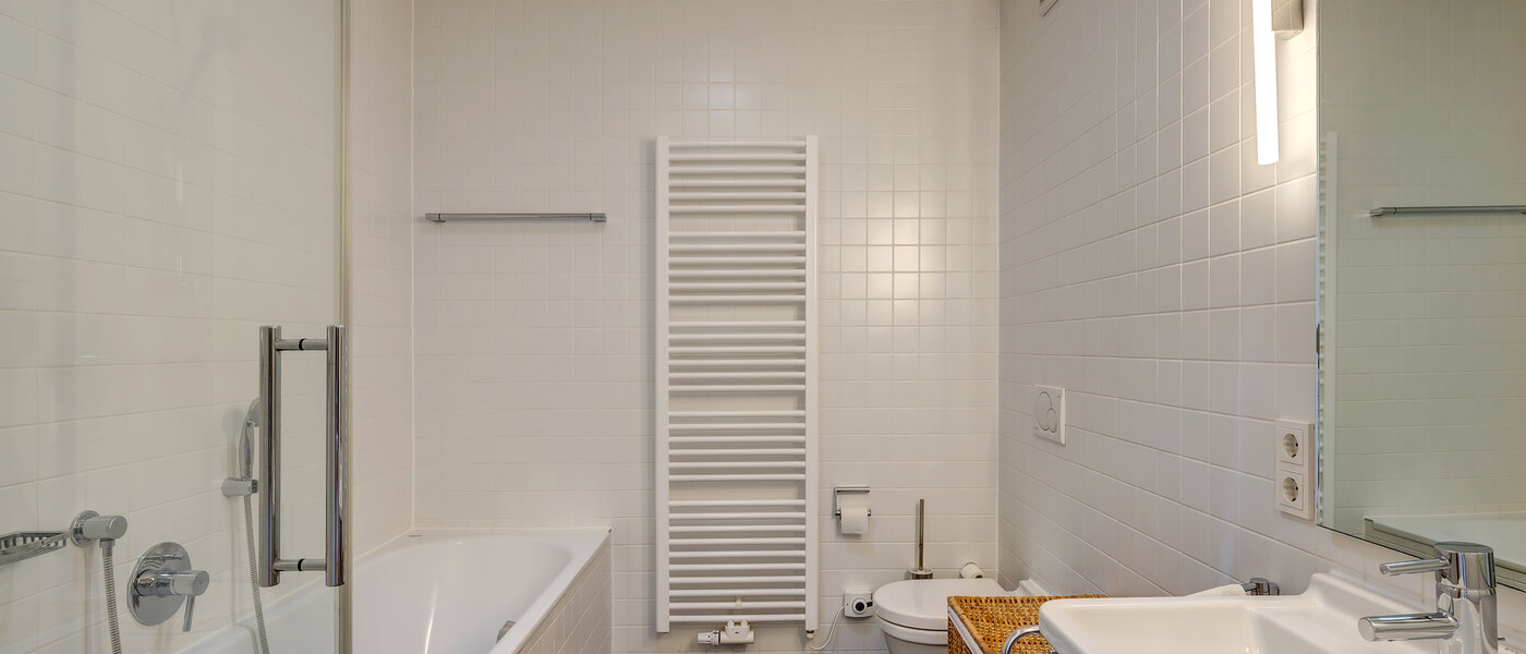 庭付き住宅 München Harlaching 02 浴室 4247