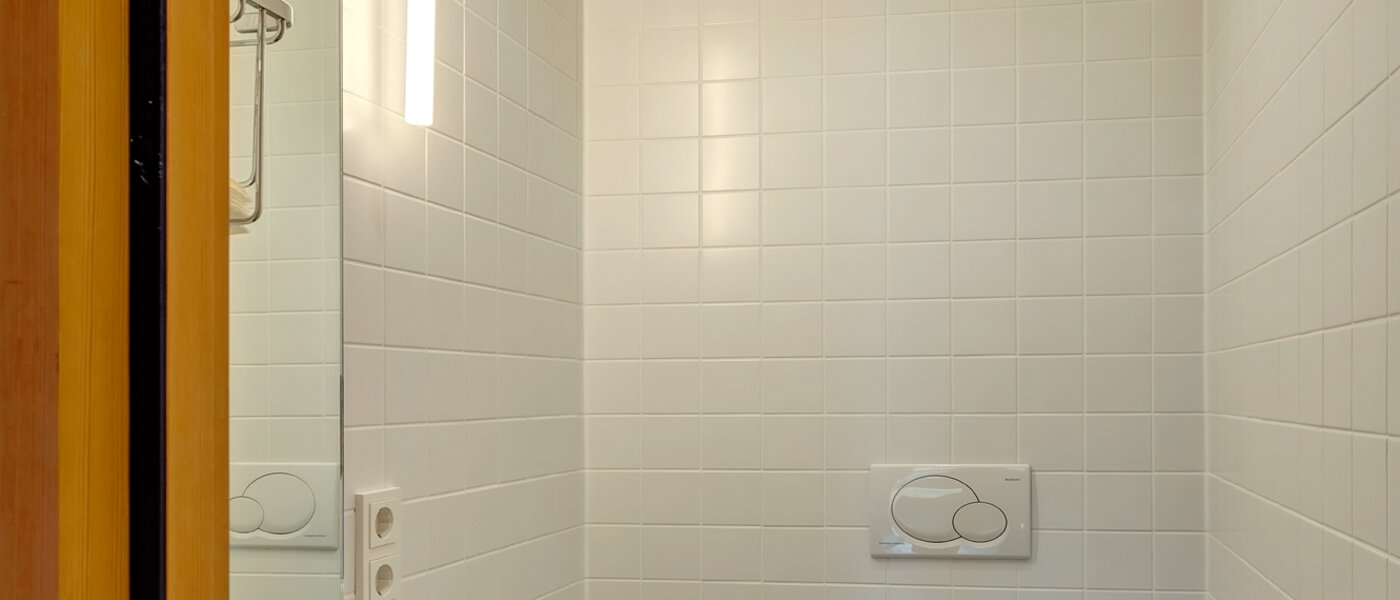 庭付き住宅 München Harlaching 01 WC 4247