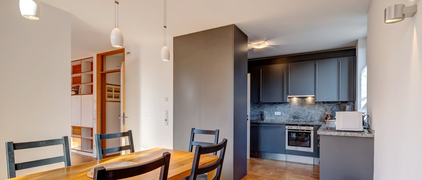 庭付き住宅 München Harlaching 04 ダイニングルーム 4247