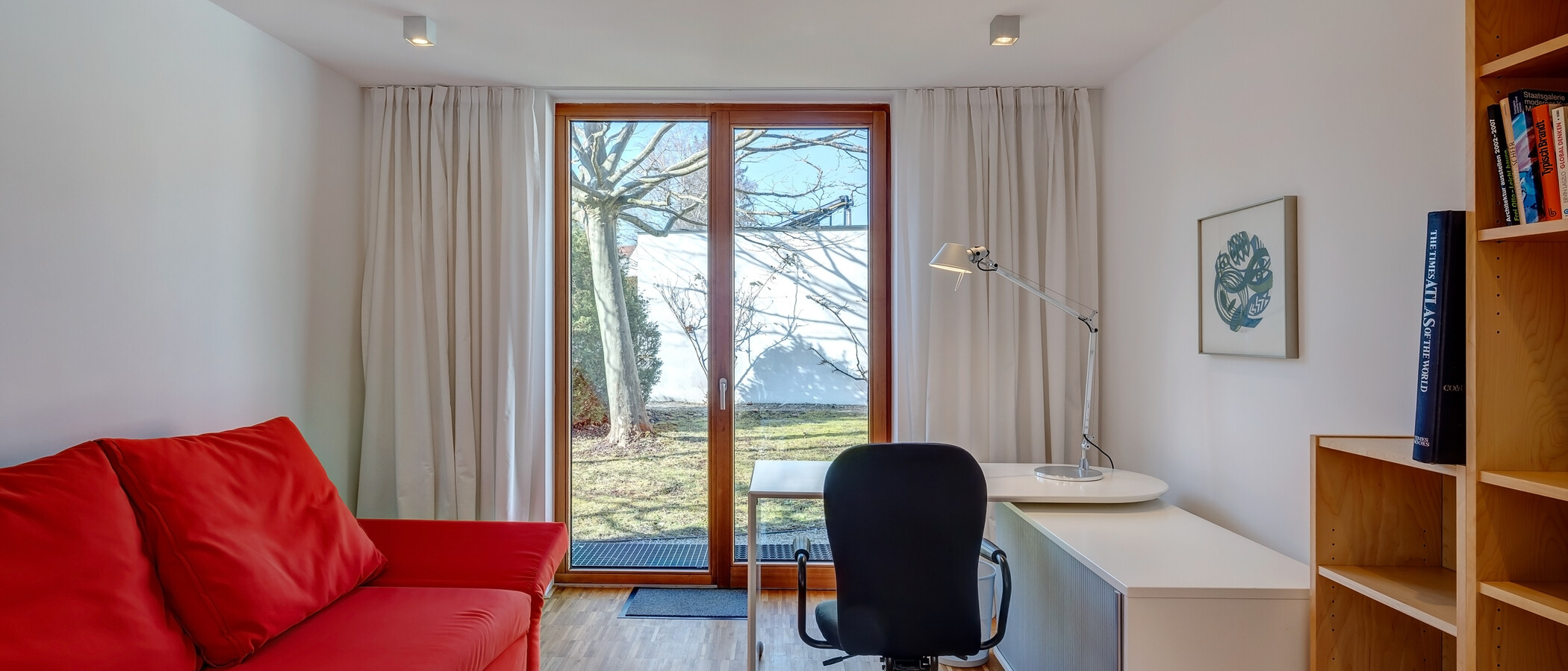 庭付き住宅 München Harlaching 01 ワークルーム/ゲストルーム 4247