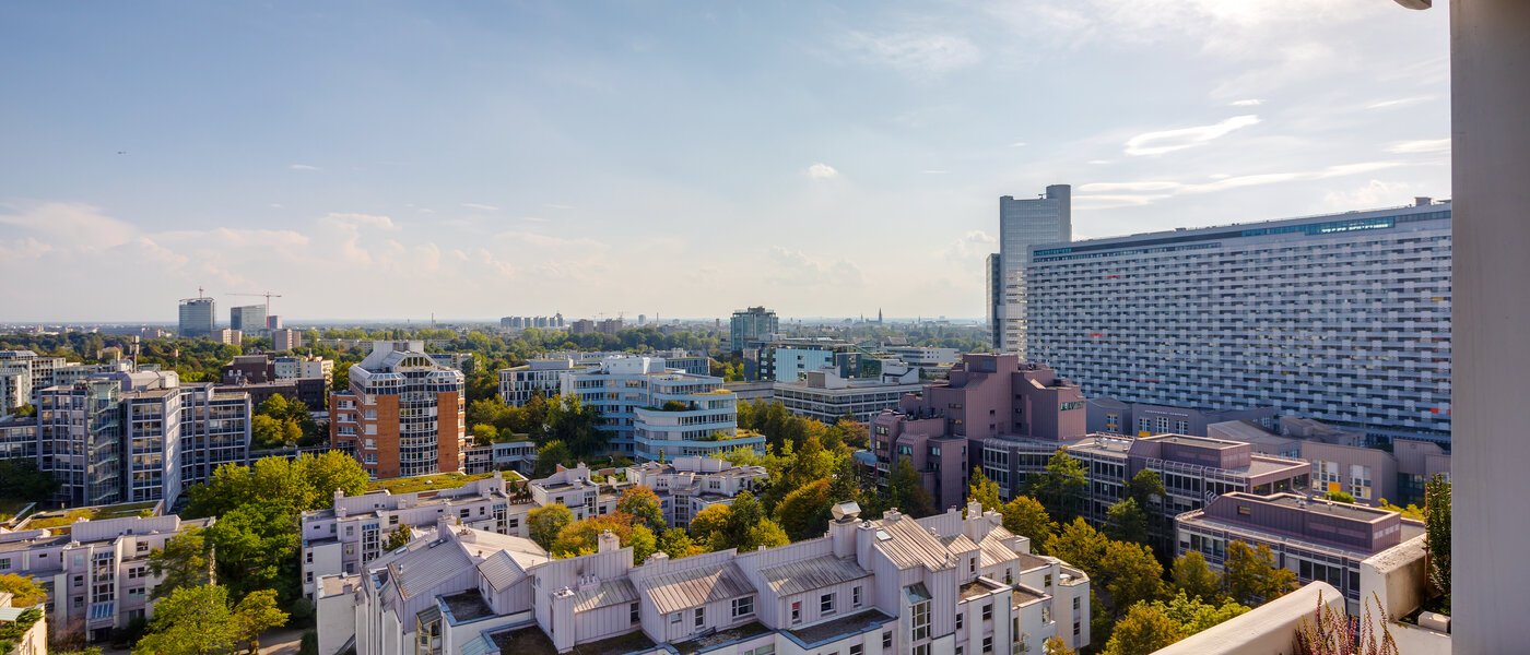 マンション München Arabellapark 03 物件からの眺め 4263
