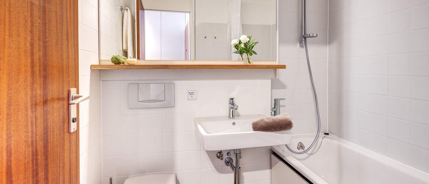 アパルトマン München Schwabing-West 01 浴室 4272