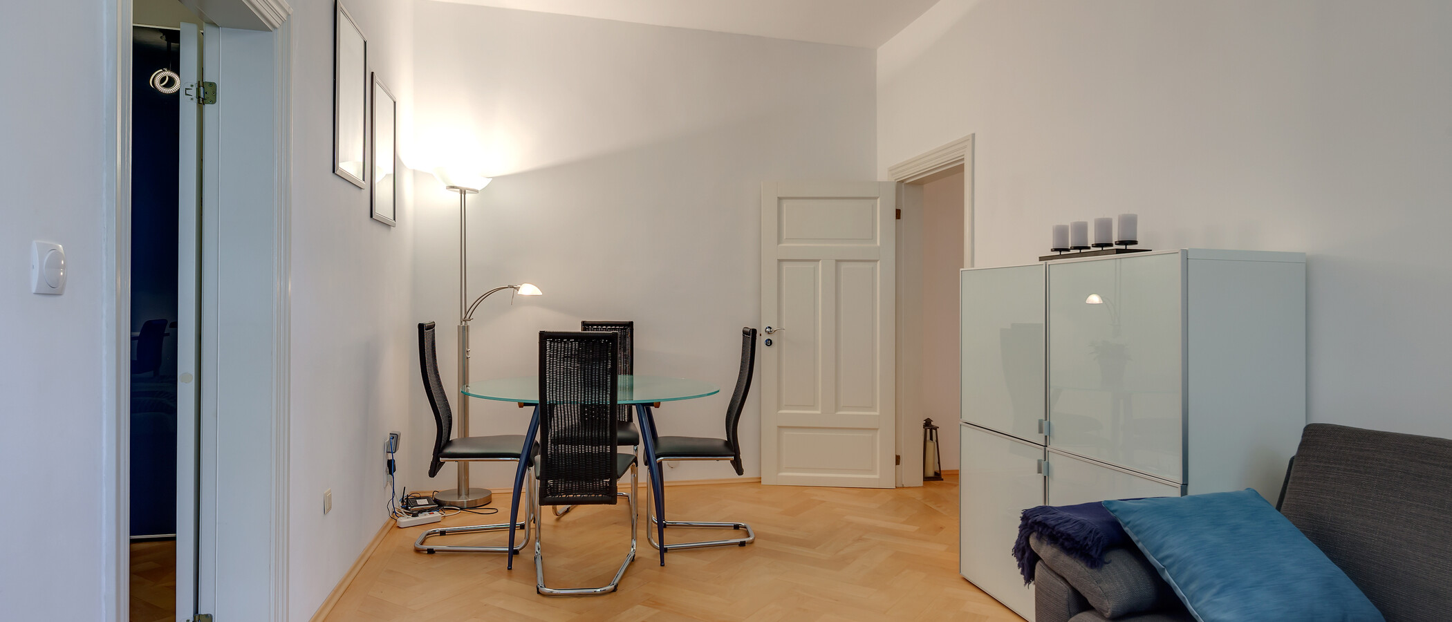 マンション München Haidhausen 04 リビングルーム 4279