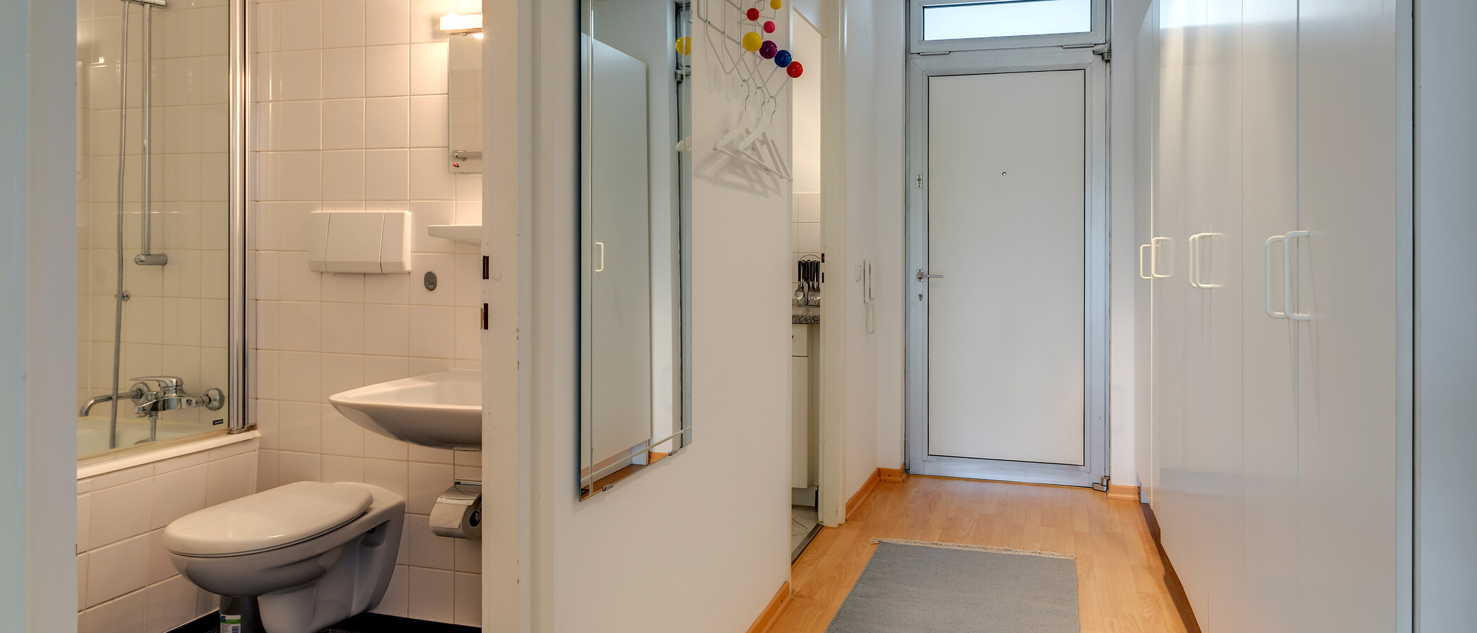 マンション München Schwabing-Nord (zw. Leopoldstraße & Englischen Garten) 02 玄関入り口 4452