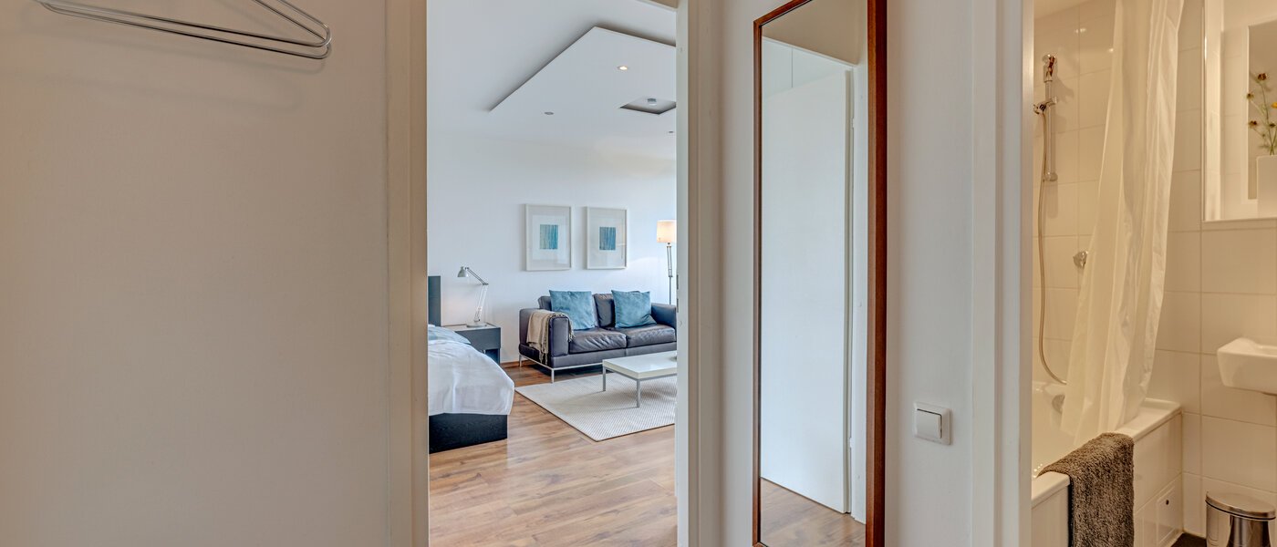 マンション München Schwabing-West (rund um den Bonner Platz) 02 玄関入り口 4460