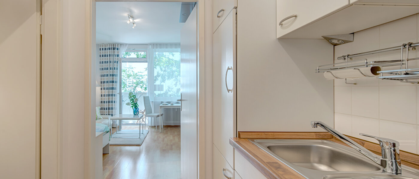 マンション München Schwabing-West (rund um den Hohenzollernplatz) 01 玄関入り口 4507