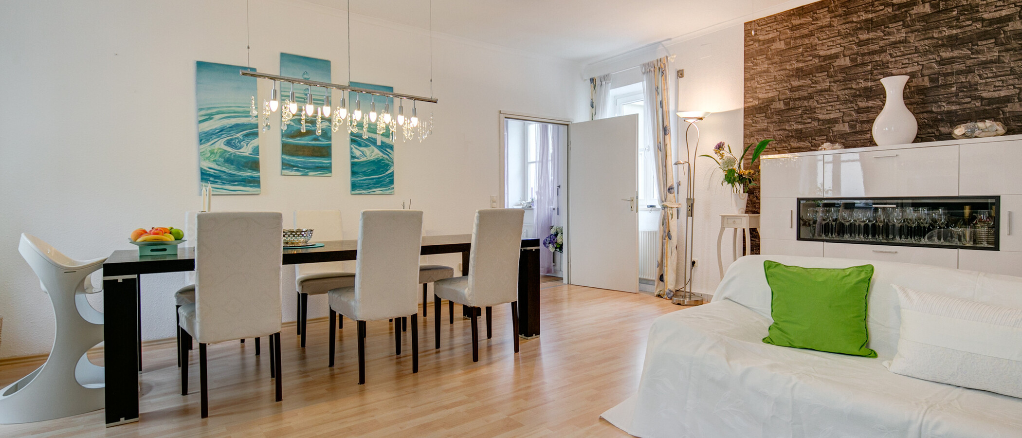 マンション München Schwabing (rechts der Leopoldstraße) 05 リビングルーム 4536