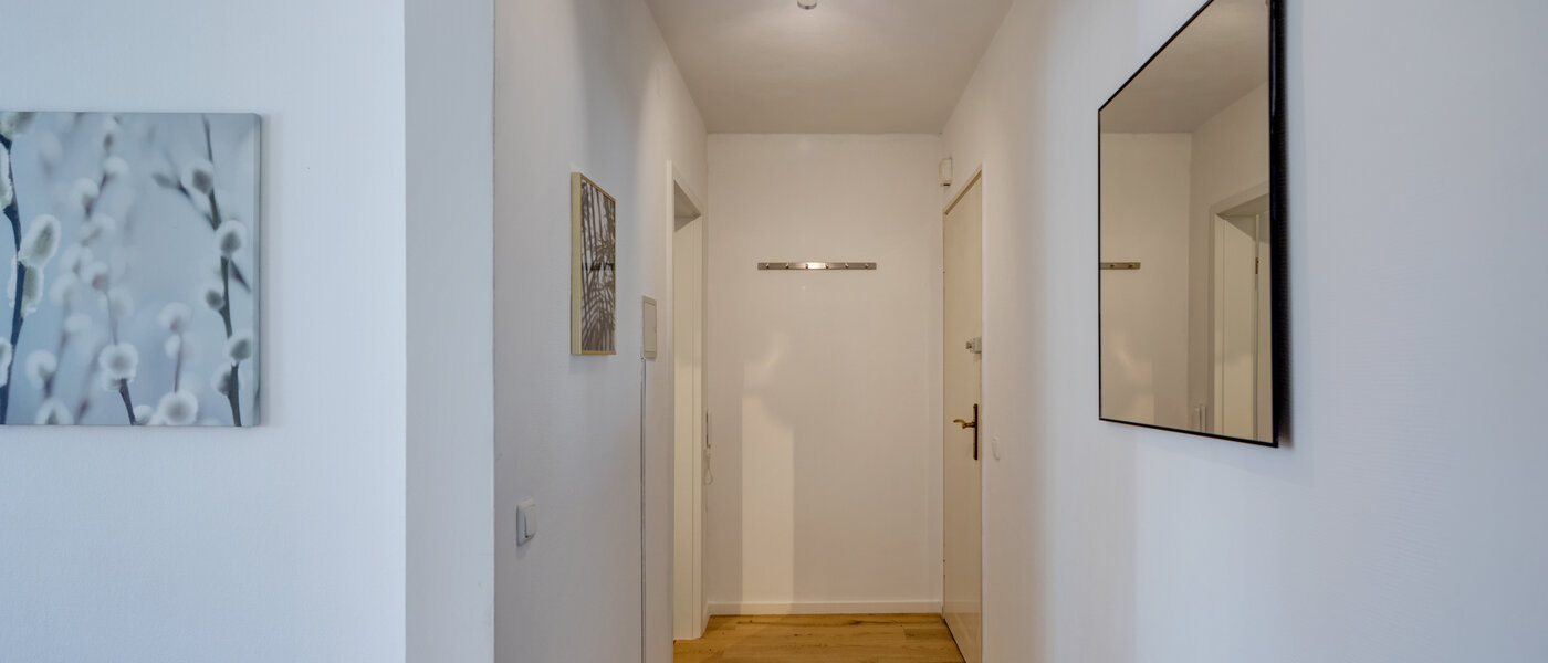 マンション München Nymphenburg-Gern 01 玄関入り口 4670