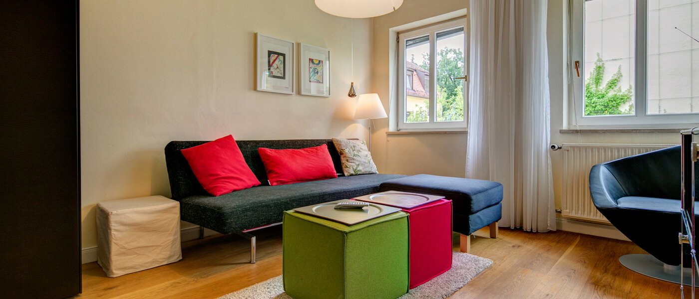 マンション München Schwabing (links der Leopoldstraße) 02 リビングルーム 4673