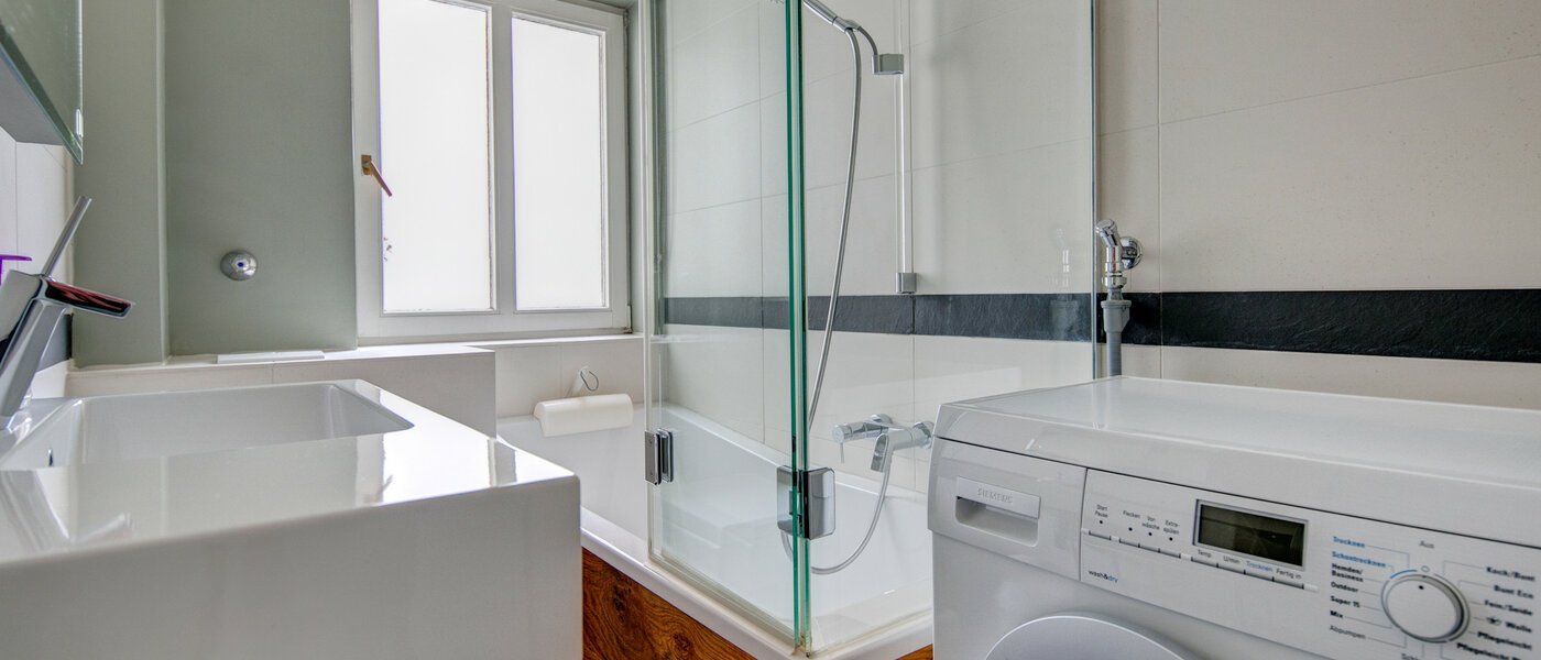 マンション München Schwabing (links der Leopoldstraße) 02 浴室 4673