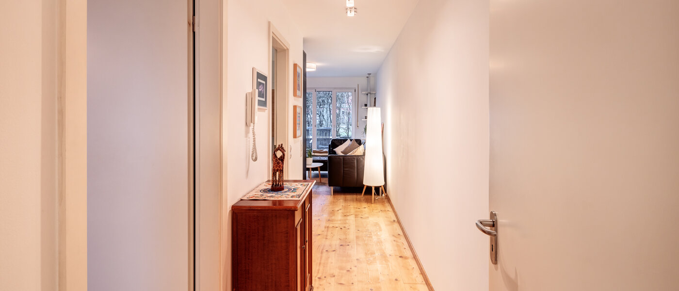 マンション München Thalkirchen 02 玄関入り口 4680