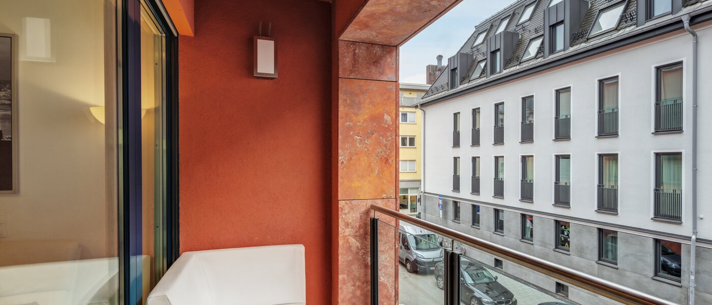 マンション München Schwabing (rechts der Leopoldstraße) 01 ベランダ 4720