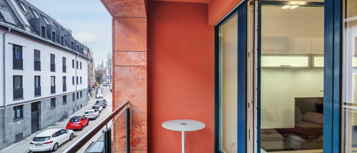 マンション München Schwabing (rechts der Leopoldstraße) 02 ベランダ 4720