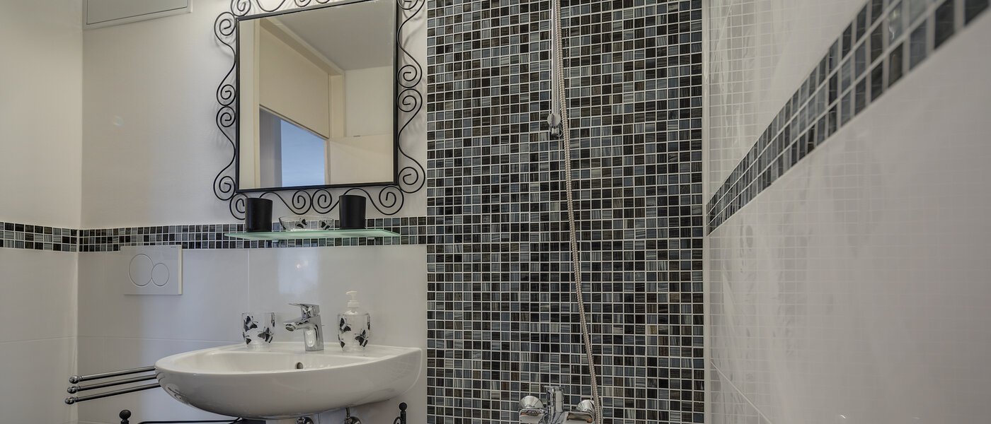 マンション München Schwabing (rechts der Leopoldstraße) 03 浴室 4730