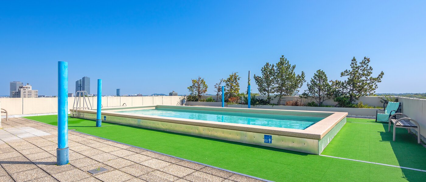 マンション München Schwabing (rechts der Leopoldstraße) 01 プール 4730