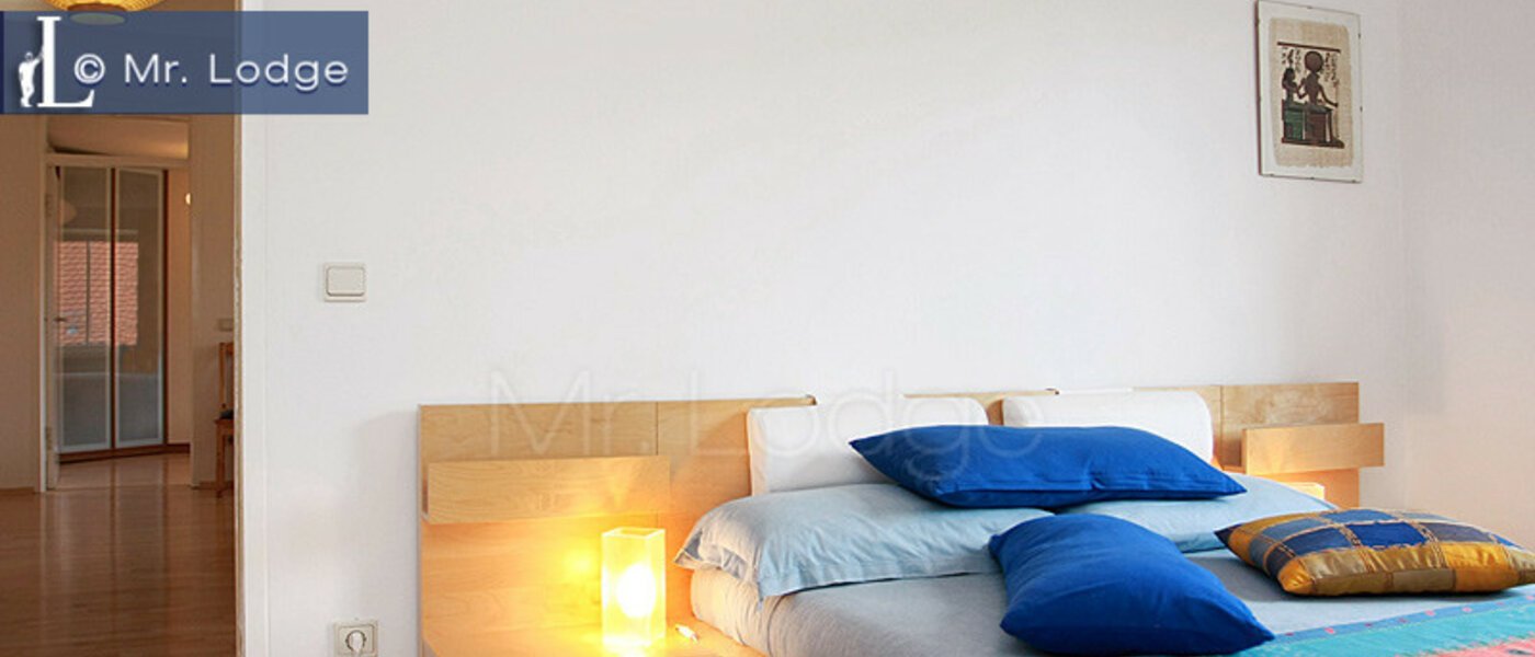 アティック・フラット（屋根裏） München Maxvorstadt - Rund um den Josephplatz 01 寝室 4768