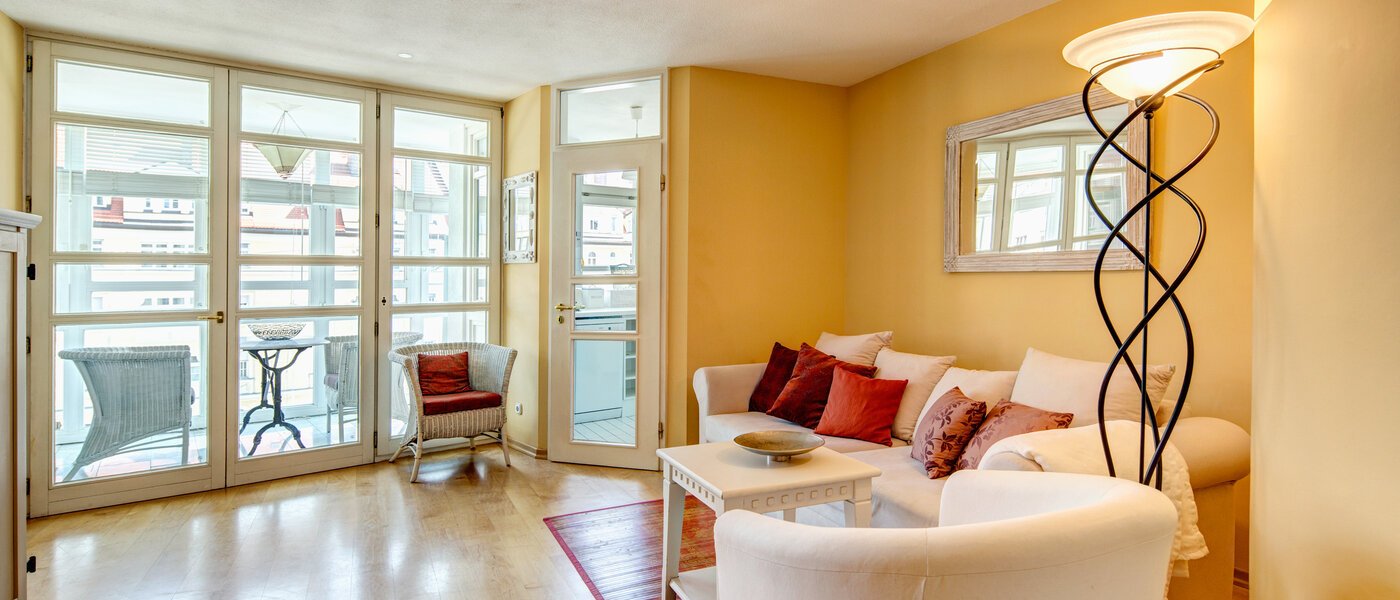 マンション München Schwabing-West (rund um den Bonner Platz) 02 リビングルーム 4912