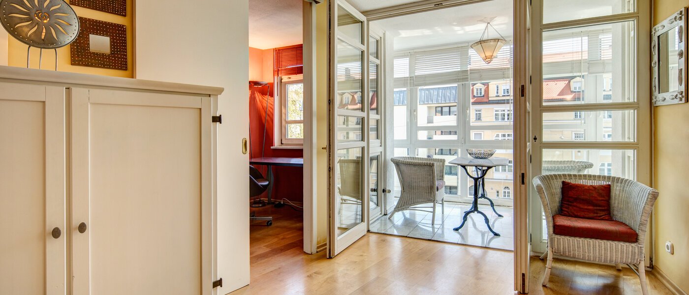 マンション München Schwabing-West (rund um den Bonner Platz) 03 リビングルーム 4912