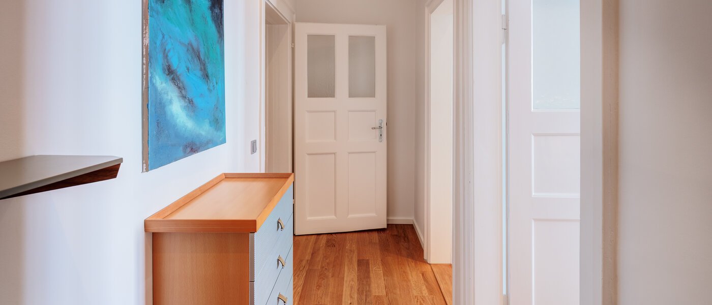 マンション München Schwabing (links der Leopoldstraße) 02 玄関入り口 4915