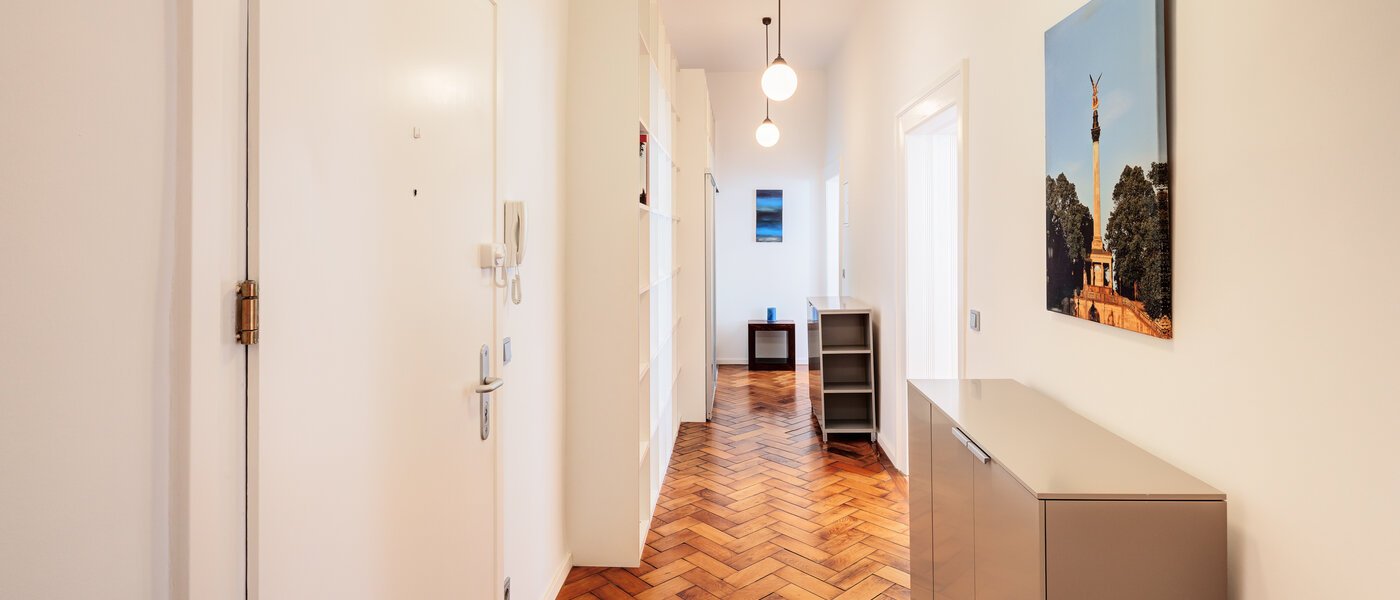 マンション München Schwabing (links der Leopoldstraße) 03 玄関入り口 4915