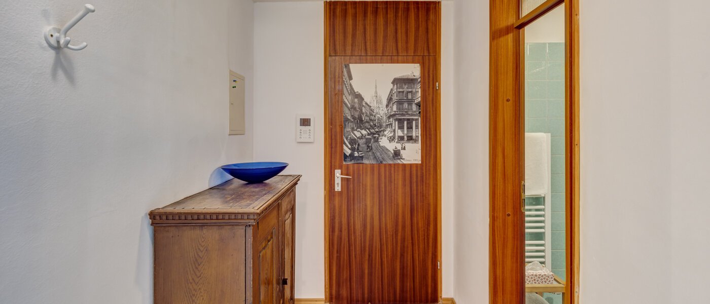 マンション München Nymphenburg 02 玄関入り口 4942