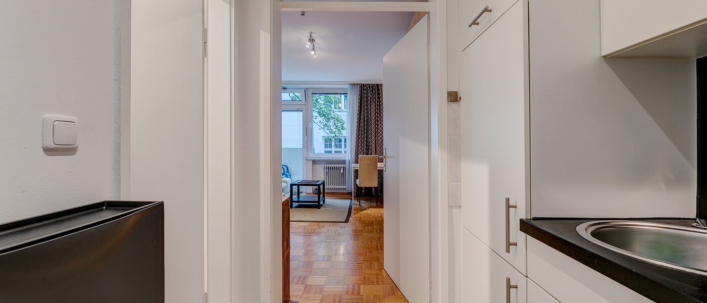 アパルトマン München Schwabing-West (rund um den Hohenzollernplatz) 01 玄関入り口 4983