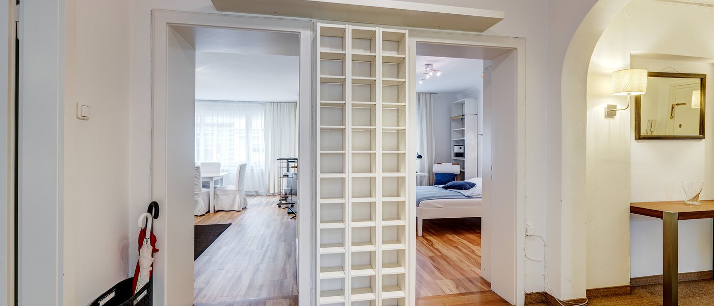 マンション München Schwabing (rechts der Leopoldstraße) 05 玄関入り口 4984