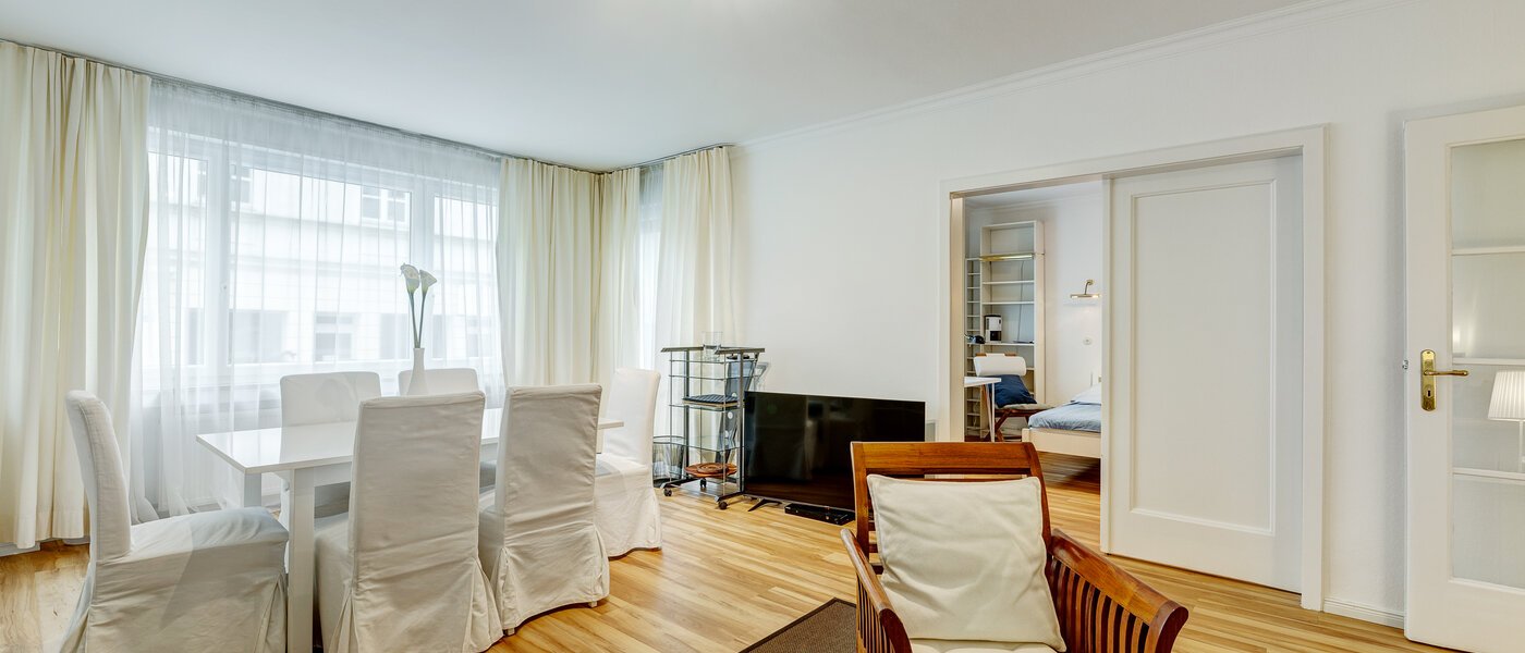 マンション München Schwabing (rechts der Leopoldstraße) 04 リビングエリア 4984