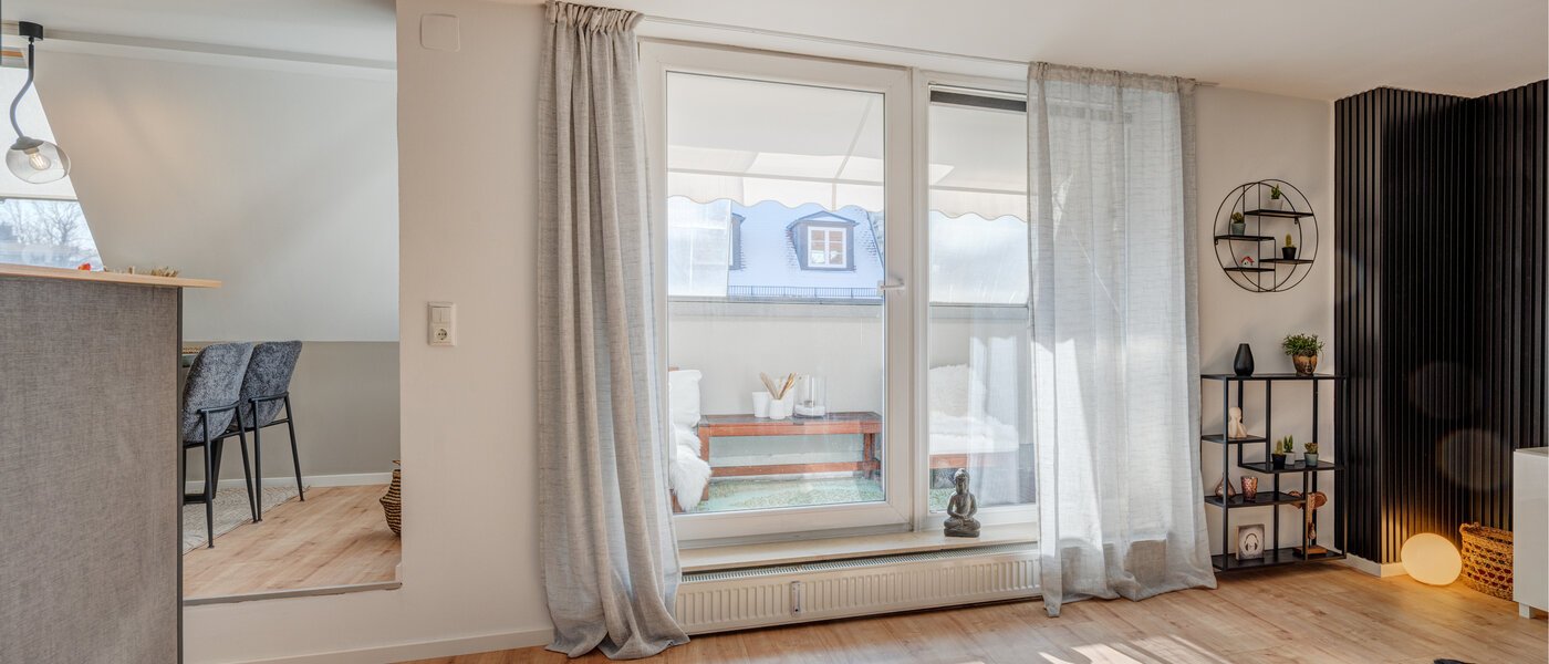 メゾネット・マンション（複数階にわたるマンション） München Au 04 リビングエリア 5023