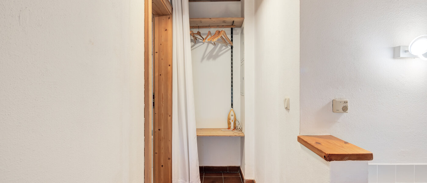 アパルトマン Pullach im Isartal 01 玄関入り口 503