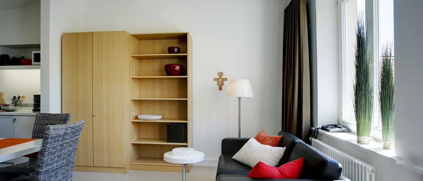 マンション München Lehel 04 リビングエリア 5096