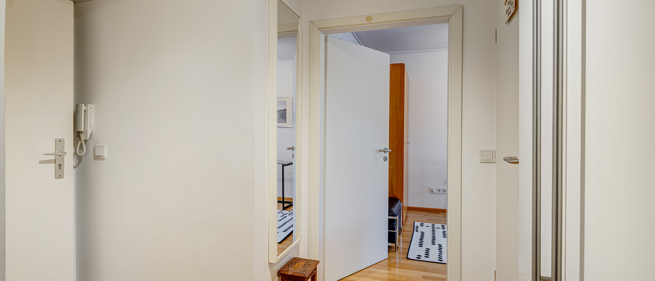 マンション München Schwabing-West 03 玄関入り口 5116