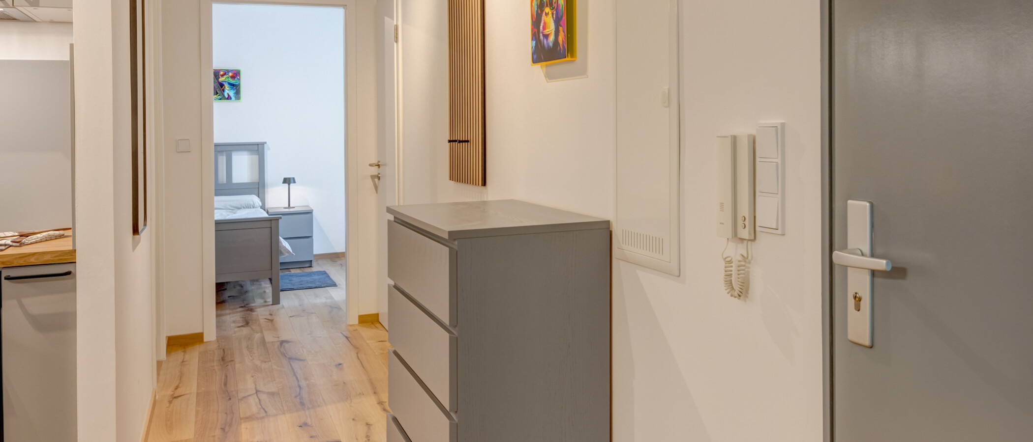 庭付き住宅 München Solln 01 玄関入り口 515