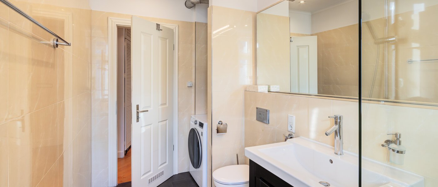 マンション München Neuhausen 02 浴室 5216